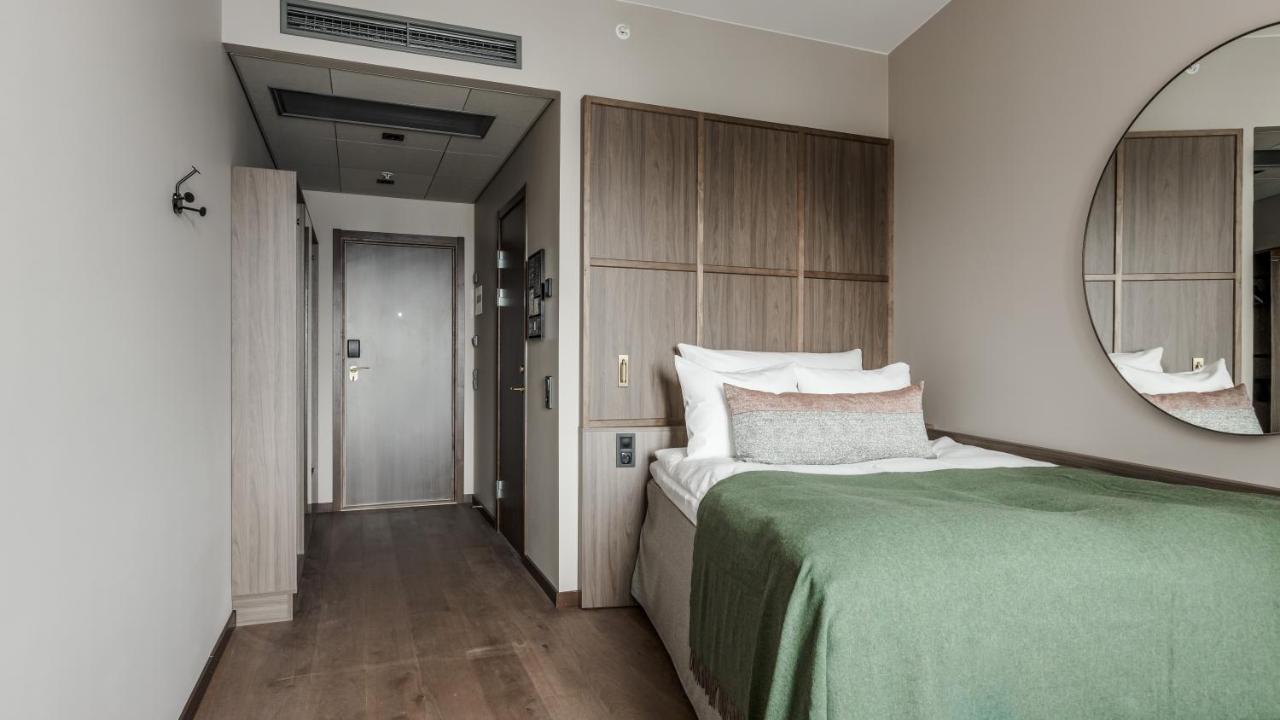 Clarion 4*